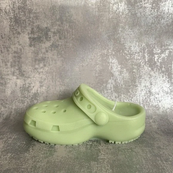 Lime Basil and Mandarin-  Sage Green Croc Candle 💚 - Picture 2 of 3